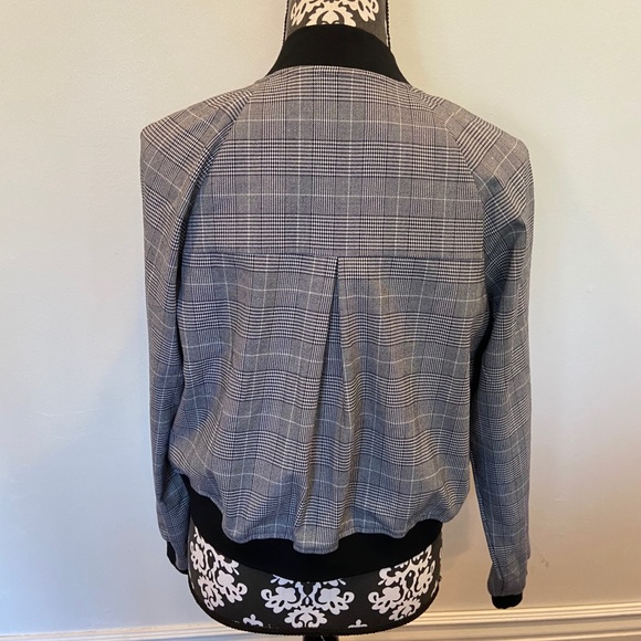 NWT REVOLVE Bobi Black Menswear Plaid Bomber Ivory & Black - Picture 10 of 10